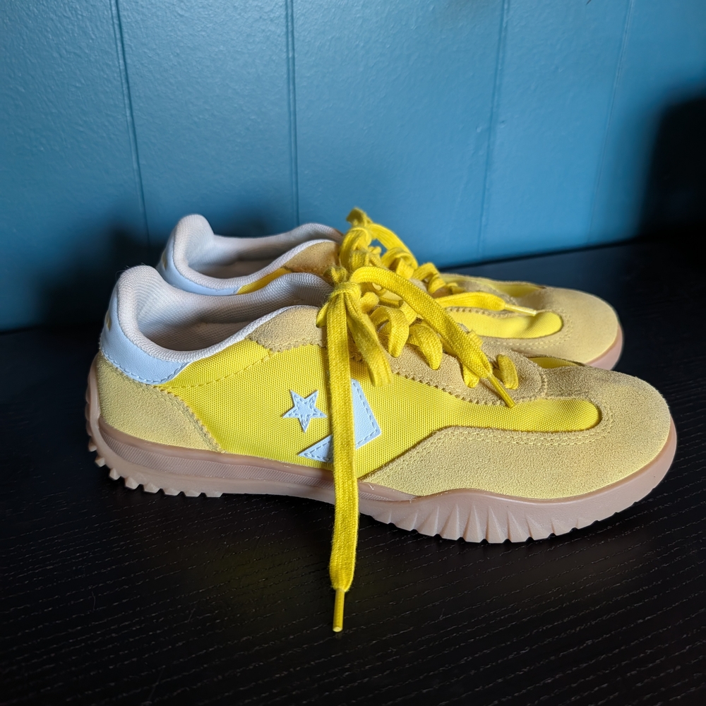 Converse Run Star sneakers in yellow